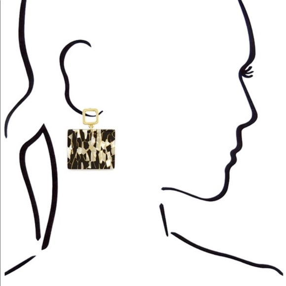 Earring - Picture 2 of 2